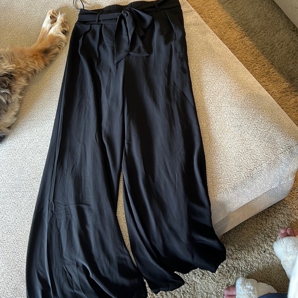 Black Wide Leg Pants - Picture 1 of 2